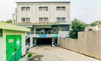 J Residence Guest House Ciumbuleuit