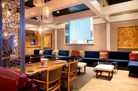 The Westin O'Hare Отели рядом с достопримечательностью «Театр Роузмонта»