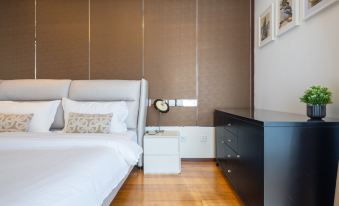 Xiaoqi's Home Apartment (Hujialou Xili Nan Street)