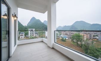 Floral Hotel·Yijing Countryside Homestay (Huangyao Ancient Town Branch)
