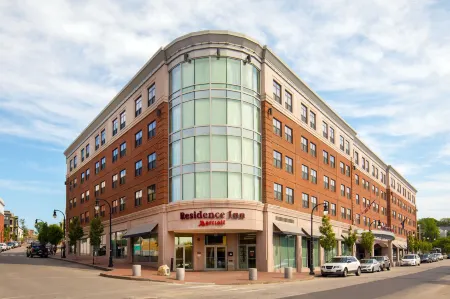 Residence Inn Portland Downtown/Waterfront Отели в г. Портленд