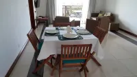 Bambous River Lodge - Parkplatz