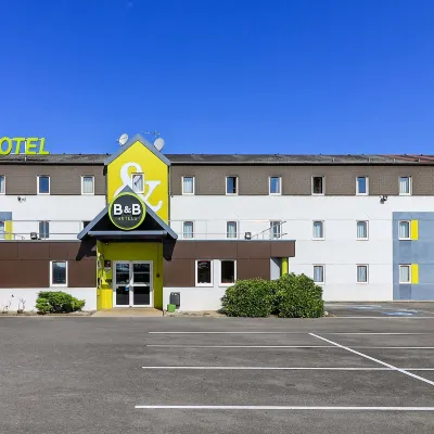 B&B HOTEL Dijon Nord Zénith Hotels near Zenith Tramway Station