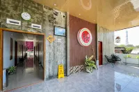 Urbanview Hotel Sakura Kampung Inggris Pare by RedDoorz