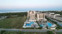 J'Adore Deluxe Hotel & Spa