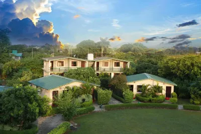 Corbett Soho Resort