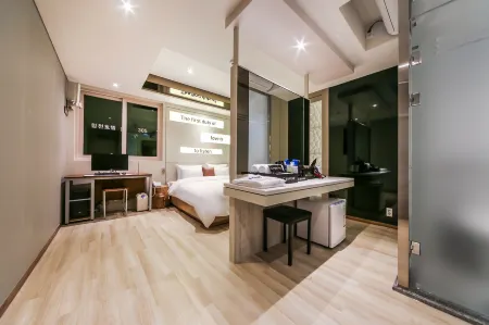 Hapcheon HC Hotel Отели в г. Хапчхон