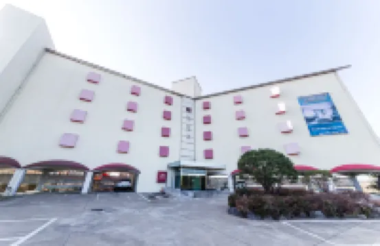 Incheon (Seonjaedo) la Mer Hotels near Seonjaedo