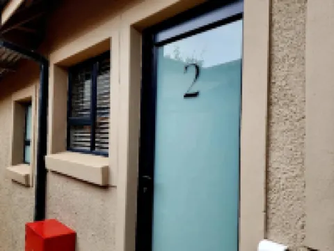 80 on Thabo Hotels in Southern DC