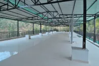 Hotel Dhanolti View by la Riqueza فنادق في Kempty Range
