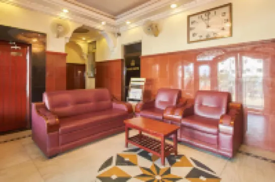 Hotel Sri Sabthagiri