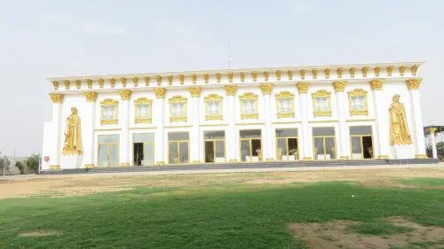 Raja Ji Hotel and Restaurant فنادق في Jind