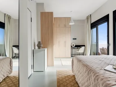 Sanders Port - Unique Studio with Roof-Top Terrace Hotels in 