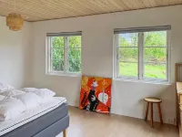 "Adrienne" - 6.4km from the Sea