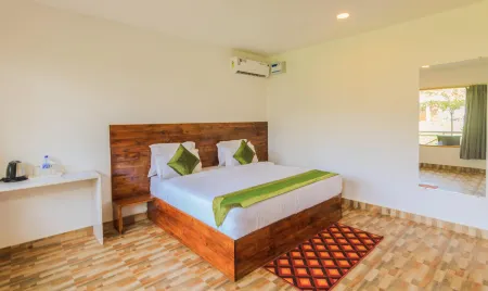 Treebo Lands End Beach Resort Morjim Отели в г. Морджим
