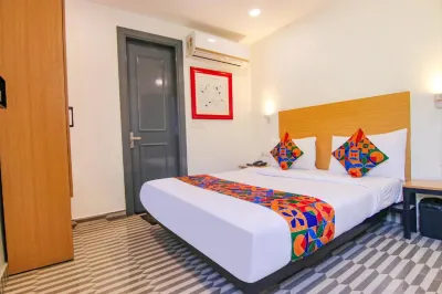 Hotel the Rasa Hotel in zona Cathedral Church of The Redemption