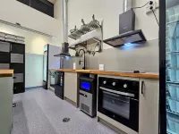 Trademark Hostel - Fully Air Conditioned