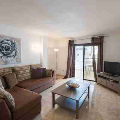 Paloma Beach Apartments Rooms