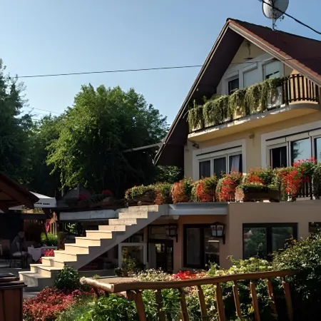 Airport Budapest Sarokhaz Panzio