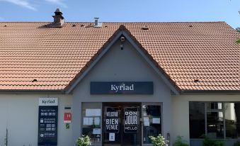 Kyriad Sedan - Housity