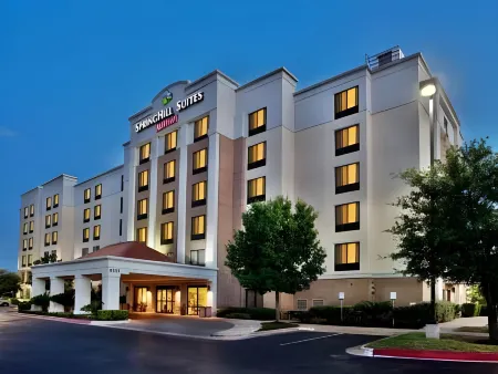 SpringHill Suites Austin South Отели рядом с достопримечательностью «Университет Сейнт Эдуардс»