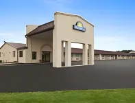 Days Inn by Wyndham Grantville Hershey North Hotels near Hollywood Casino at Penn National Race Course