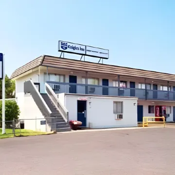 Howard Johnson by Wyndham Spokane