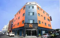 Jeju R Hotel & Guesthouse Hotels in 