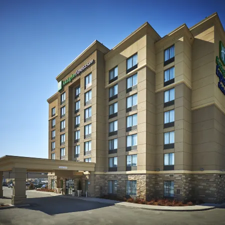Holiday Inn Express & Suites TIMMINS by IHG
