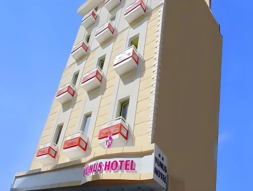 Yunus Hotel