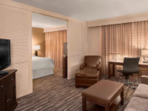 シェラトン スイーツ アクロン カイヤホガ フォールズ サミットのホテル