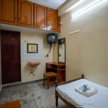 Hotel Swathi