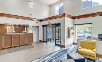Comfort Suites Near I-80 and I-94