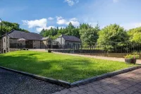 Tully Mill Cottages - parkir