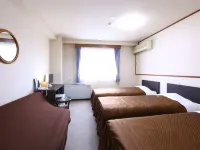 Hotel Sunplaza Tsugaike Hotels near Chikuni Station