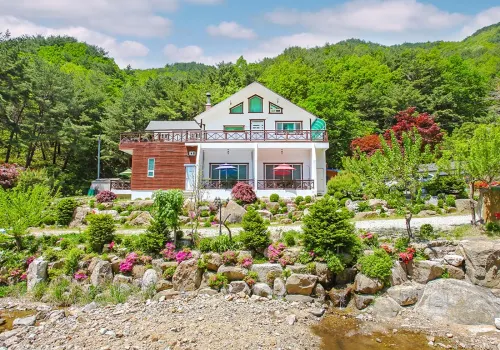 Inje Good Morning Pension Hotels in Inje-gun