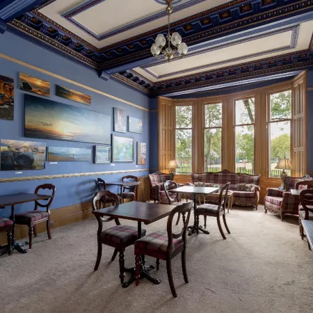 The Alamo Guest House