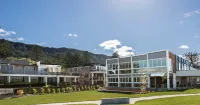 Headlands Austinmer Beach Hotels in Woonona