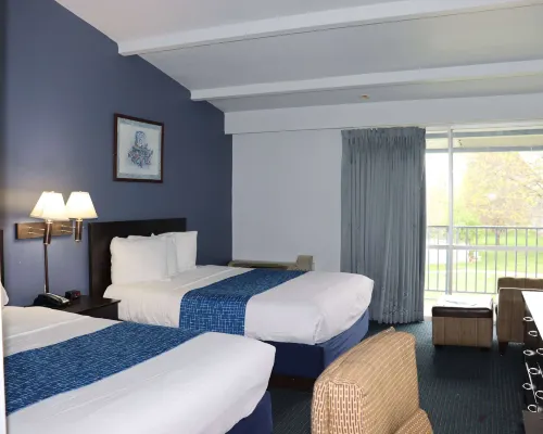 Travelodge by Wyndham Milwaukee Hotels near Pitman Theater