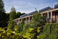 저니 이스트 햄튼