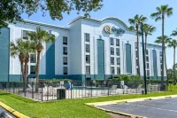 Quality Inn Jacksonville - Orange Park Near Naval Air Station فنادق في Orange Park