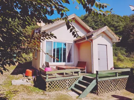 Seonbichon Lake Pension