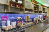 Best Western Plus Emerald Inn  Suites - breakfast