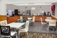 Super 8 by Wyndham Muscatine