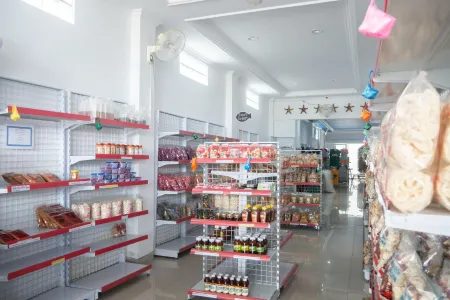 Audi Inn Hotel Отели в г. Tanjung Pendam