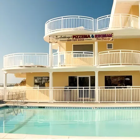 Coliseum Ocean Resort