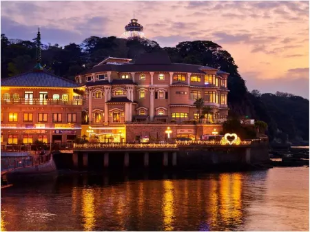 Enoshima Hotel Отели рядом с достопримечательностью «Эносима»