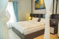 Ptes Lorry Hotels in Banan