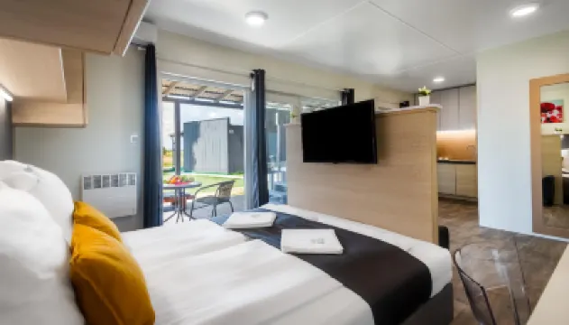 ทิซซา-โต อพาร์ตเมนต์พาร์ค โรงแรมใน