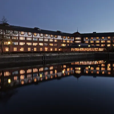 كوبثورن هوتل مانشيستر سالفورد كوايز Hotels near مانشستر سنترال